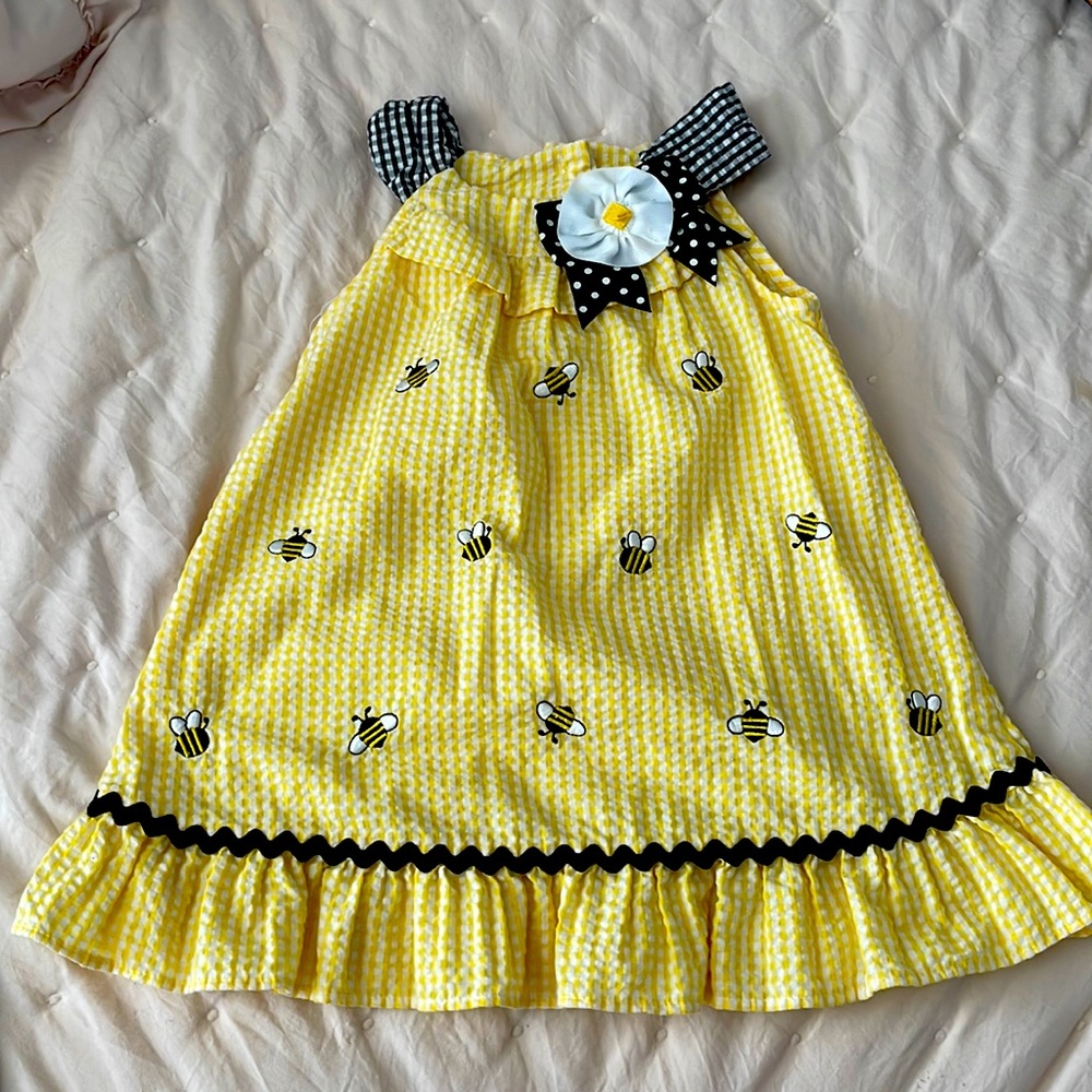 2t Emily rose bumble bee dress